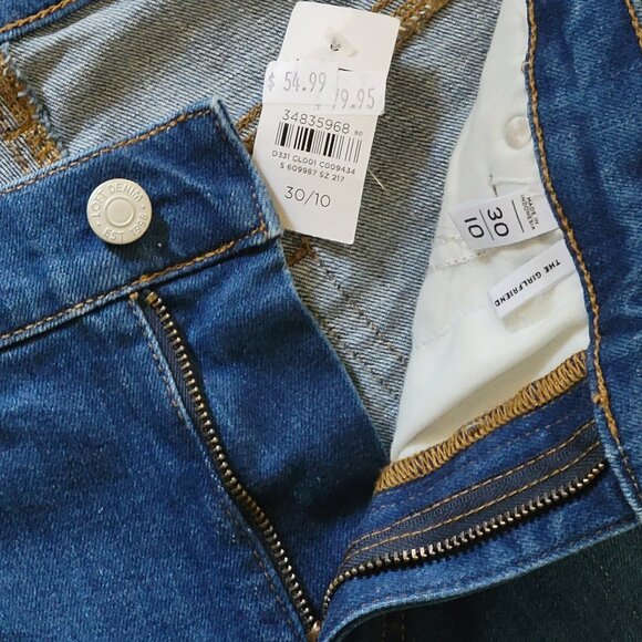 NWT LOFT Girlfriend Mid Rise Jeans in Original Mid Indigo Wash Regular Fit - 30 - Picture 7 of 14
